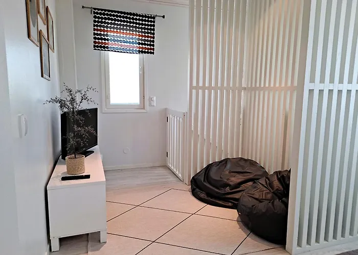 公寓 Saerkaenhelmi *